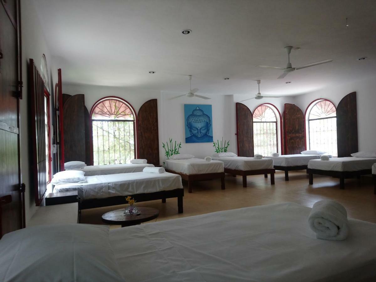 Casita Rustica En La Selva Hotel Cancún Buitenkant foto