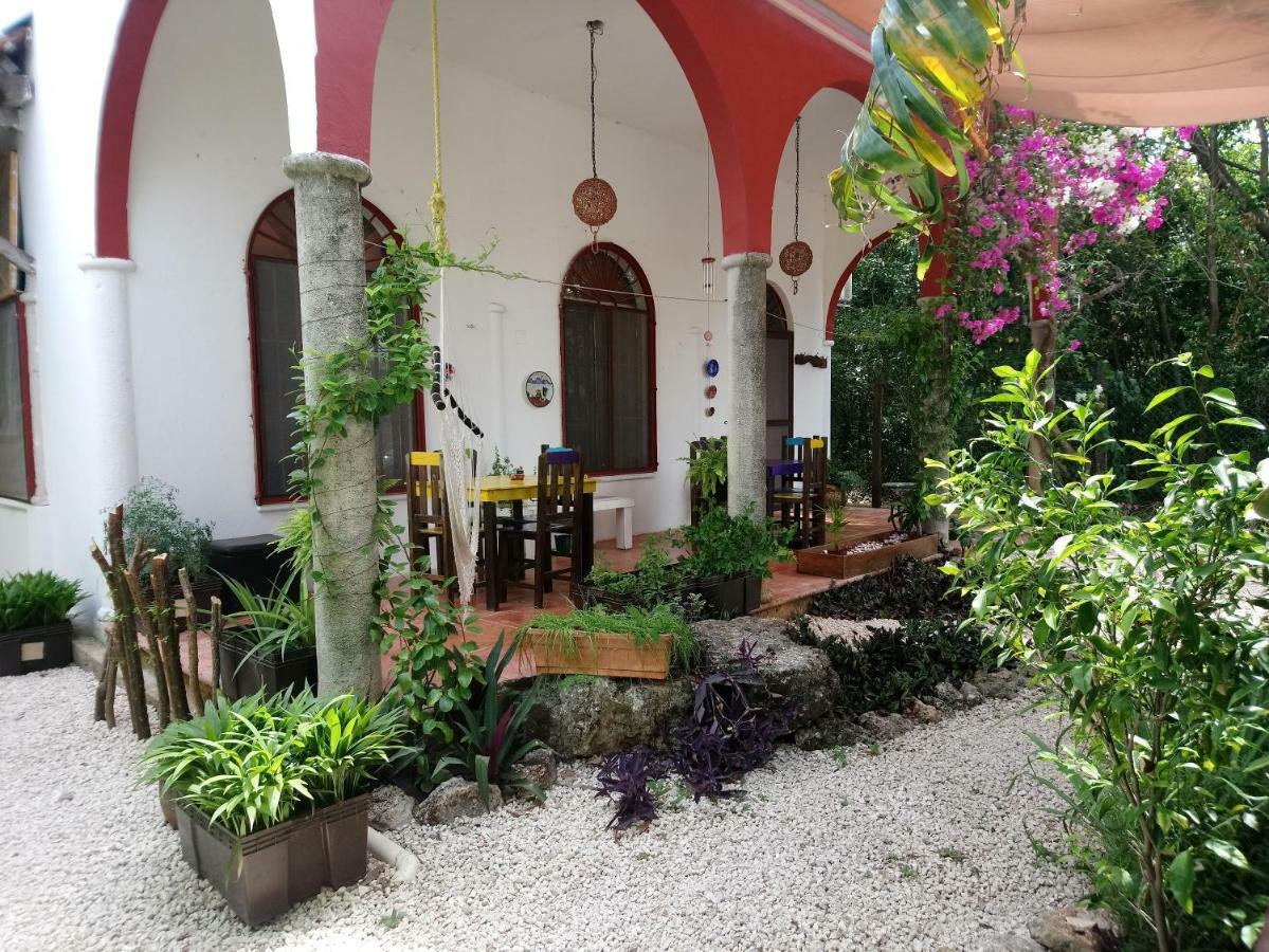 Casita Rustica En La Selva Hotel Cancún Buitenkant foto